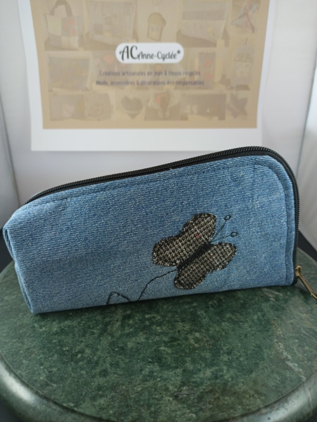Trousse debout en jean recyclé papillon – Anne Cyclée