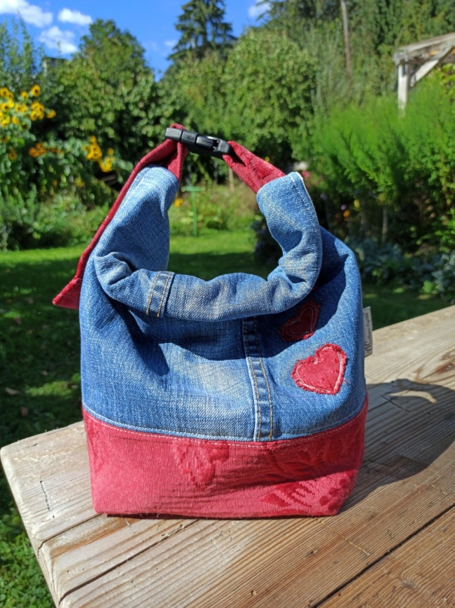 Sac repas nomade jean et coeurs rouges