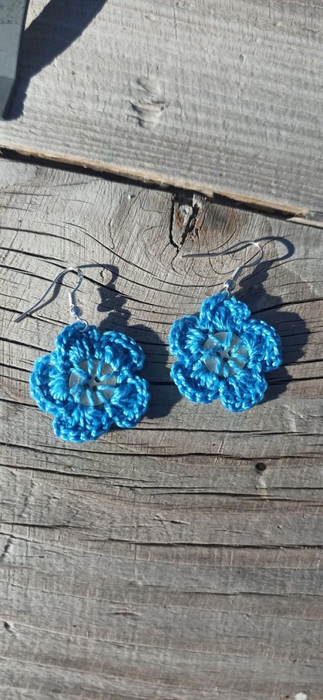 Boucles d'oreilles fleur -  bleu azur